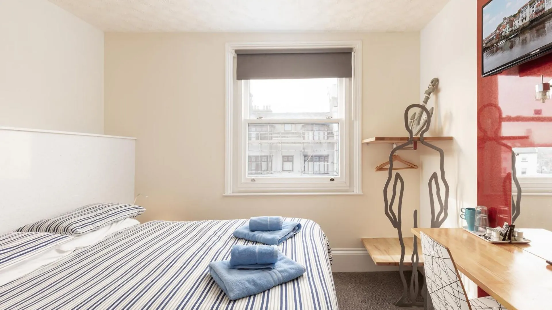 *** Guest house The Town House Hotel Whitby United Kingdom